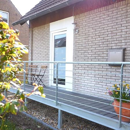 Schoenes Appartement In Meerbusch Am Buschend Exterior foto